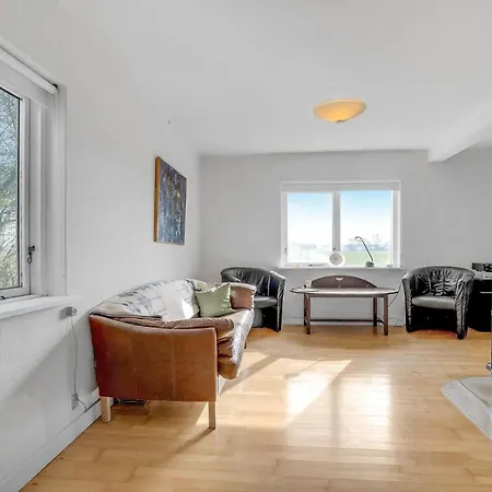 Σπίτι διακοπών 3 Bedroom Awesome In