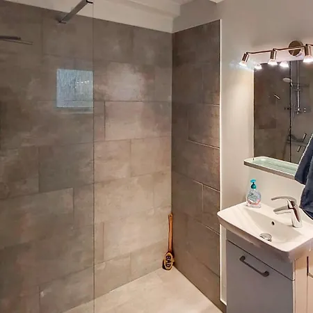 3 Bedroom Awesome In Casa vacanze Horbelöv